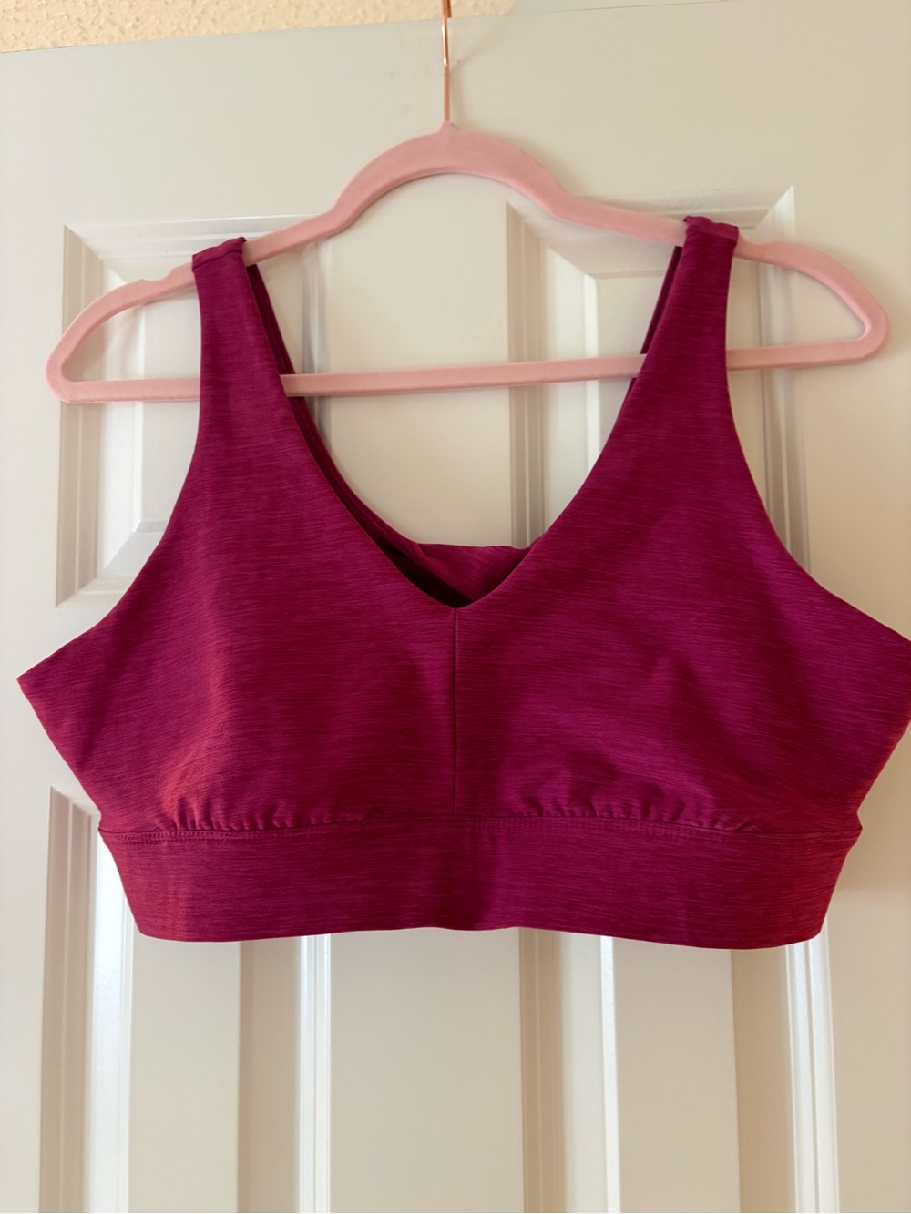 All in Motion Fuchsia Twist Back Sports Bra XL